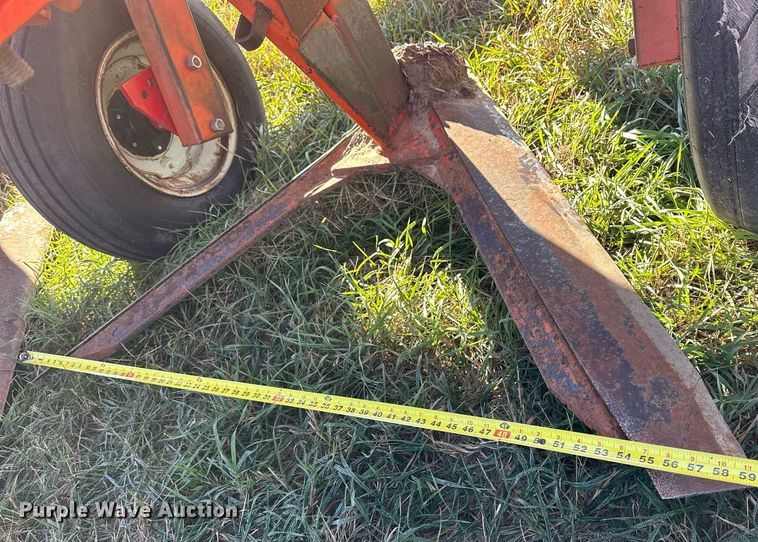 image for item OK9108 Sunflower 3650-25 sweep plow