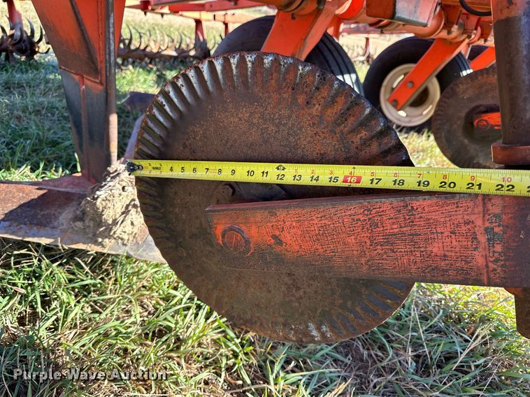 image for item OK9108 Sunflower 3650-25 sweep plow