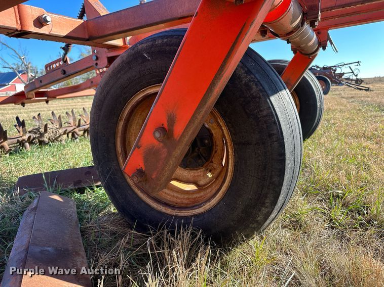 image for item OK9108 Sunflower 3650-25 sweep plow