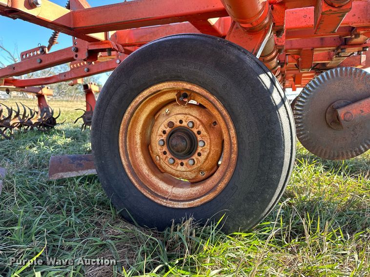 image for item OK9108 Sunflower 3650-25 sweep plow