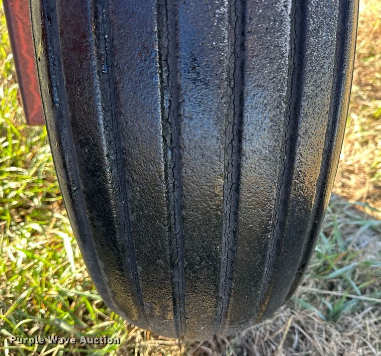 image for item OK9108 Sunflower 3650-25 sweep plow