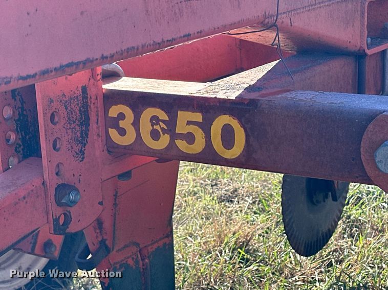 image for item OK9108 Sunflower 3650-25 sweep plow