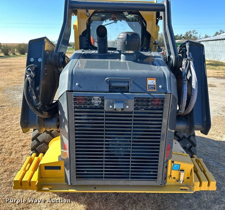 image for item OK9121 2021 John Deere 330G skid steer loader