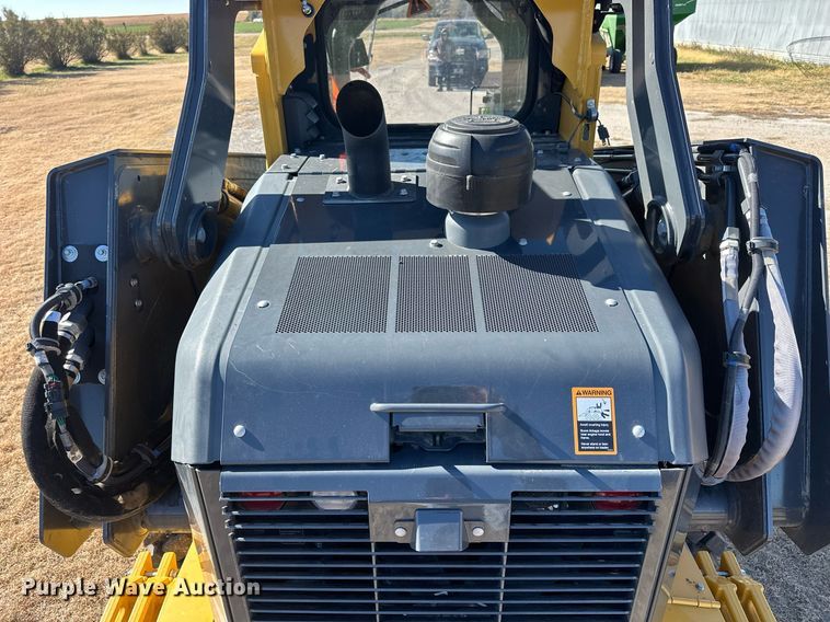 image for item OK9121 2021 John Deere 330G skid steer loader