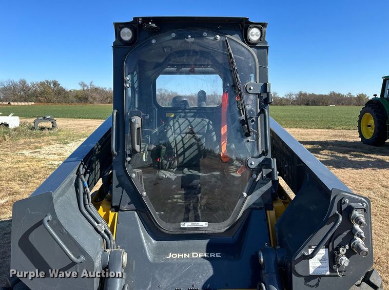 image for item OK9121 2021 John Deere 330G skid steer loader