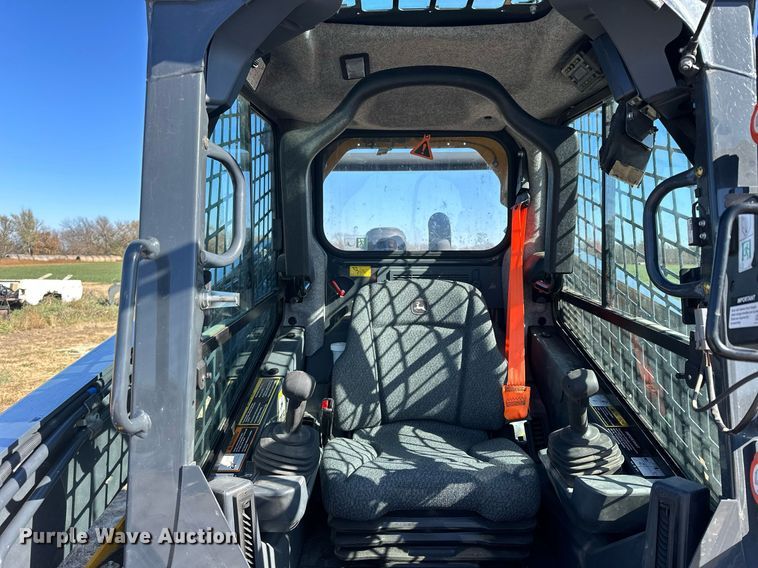 image for item OK9121 2021 John Deere 330G skid steer loader