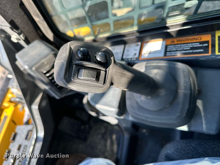 image for item OK9121 2021 John Deere 330G skid steer loader