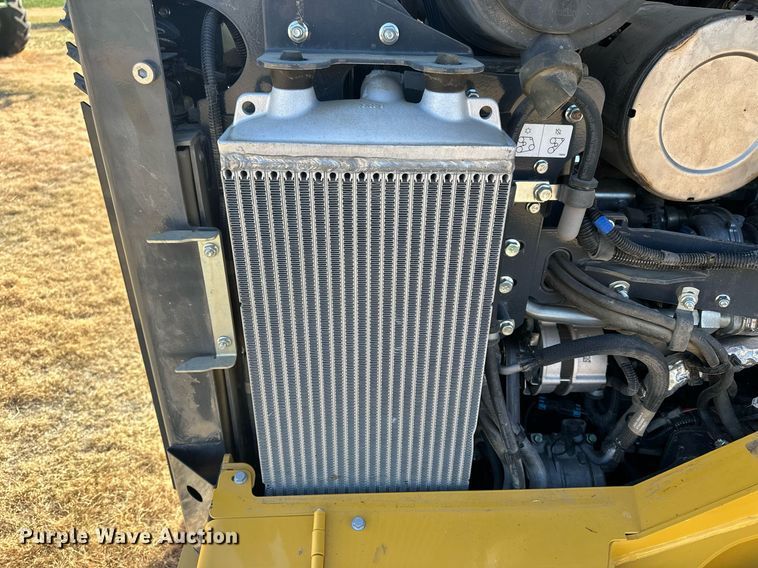 image for item OK9121 2021 John Deere 330G skid steer loader