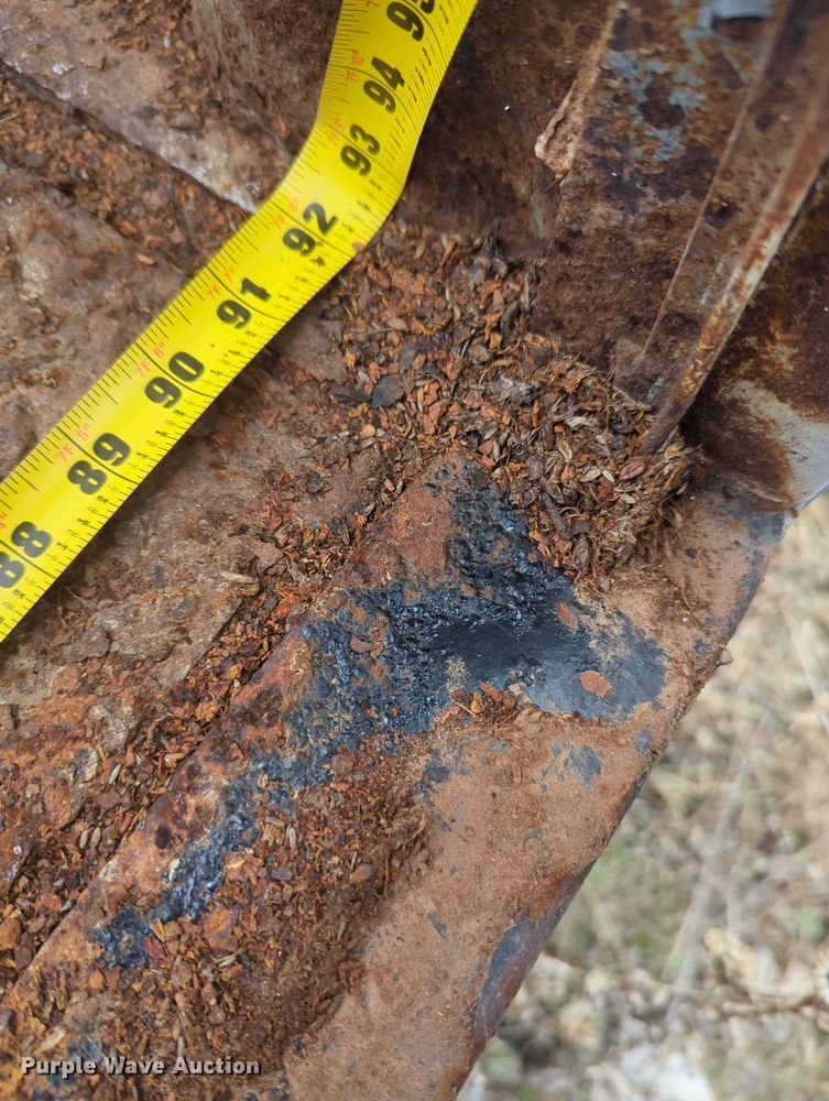 image for item OL9184 Omaha Standard  grain bed