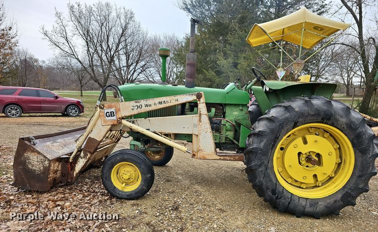 image for item OL9458 1968 John Deere 3020  tractor