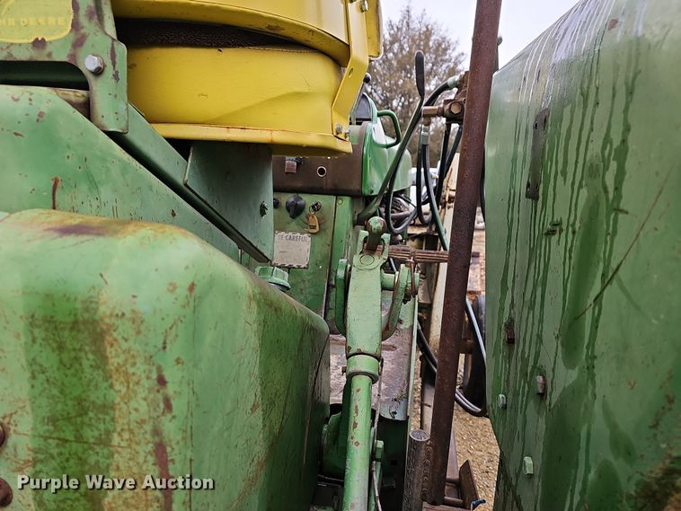 image for item OL9458 1968 John Deere 3020  tractor