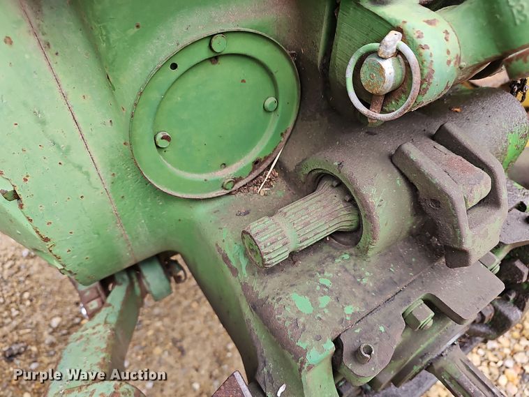image for item OL9458 1968 John Deere 3020  tractor