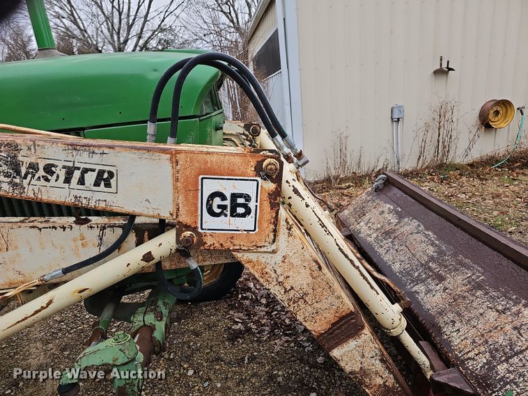 image for item OL9458 1968 John Deere 3020  tractor