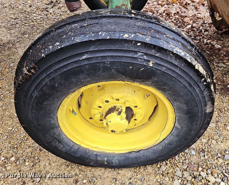 image for item OL9458 1968 John Deere 3020  tractor