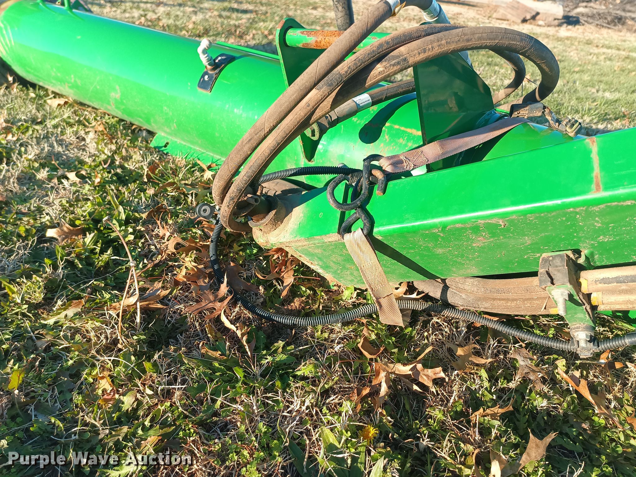 John Deere 1910 auger in Golden City, MO Item KG9558 for sale