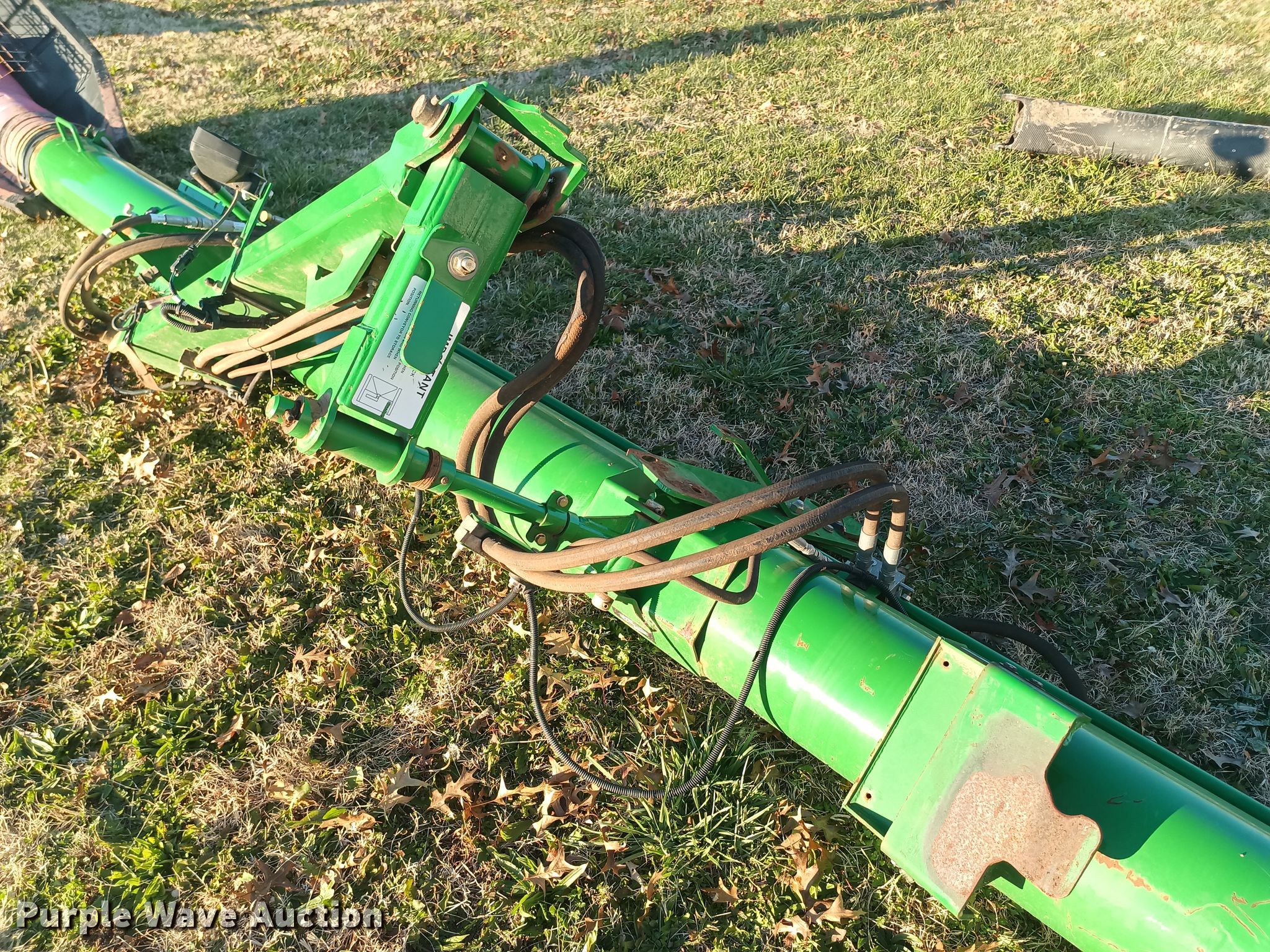 John Deere 1910 auger in Golden City, MO Item KG9558 for sale