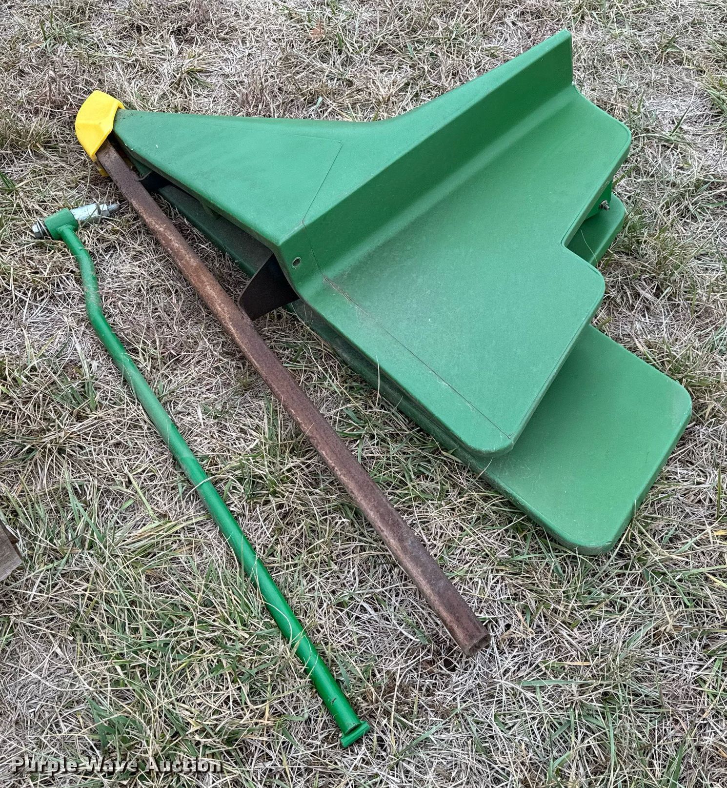 (16) snouts in Lyons, KS Item NX9985 for sale Purple Wave