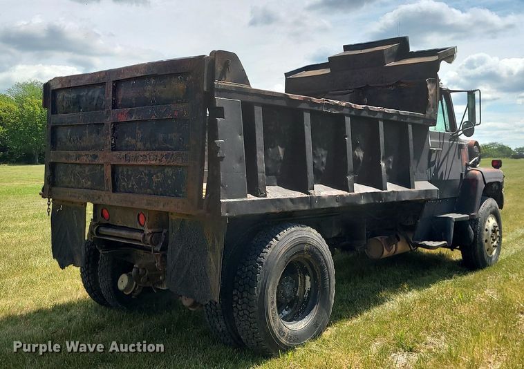 image for item BR9786 1978 Ford  dump truck