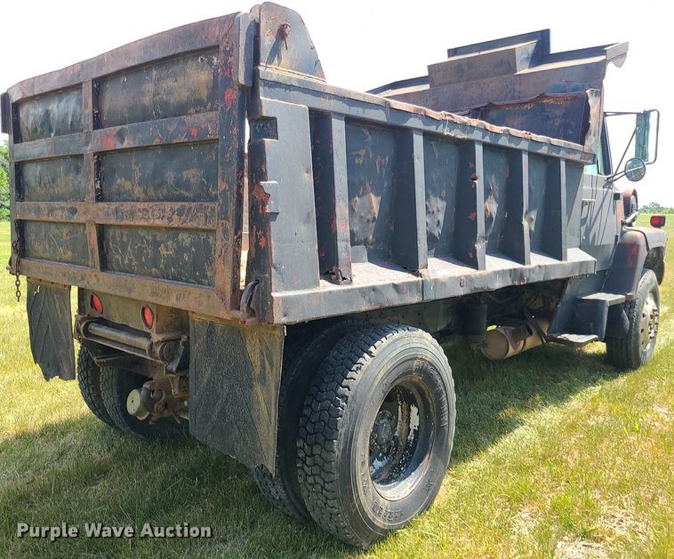 image for item BR9786 1978 Ford  dump truck