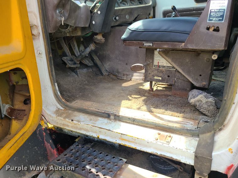 image for item BR9786 1978 Ford  dump truck