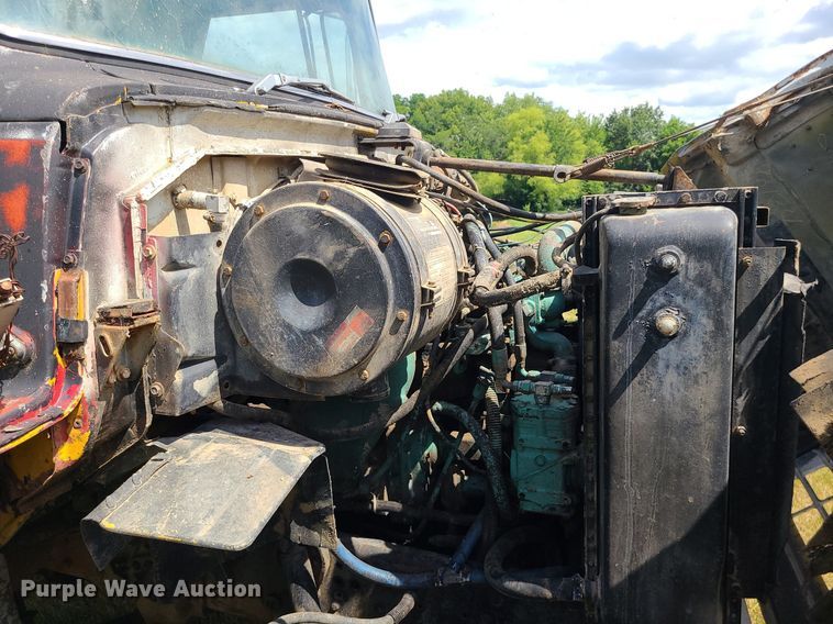 image for item BR9786 1978 Ford  dump truck