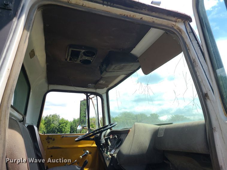 image for item BR9786 1978 Ford  dump truck