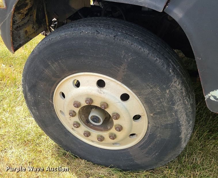 image for item BR9786 1978 Ford  dump truck