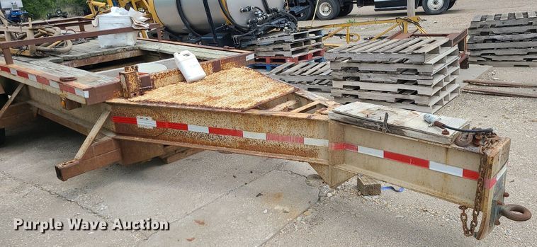 image for item BR9808 1998 Behnke  sprayer trailer