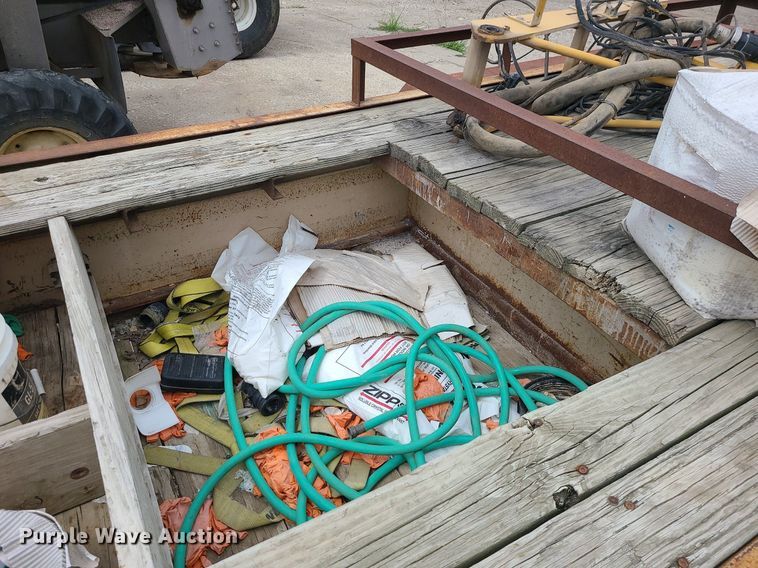 image for item BR9808 1998 Behnke  sprayer trailer