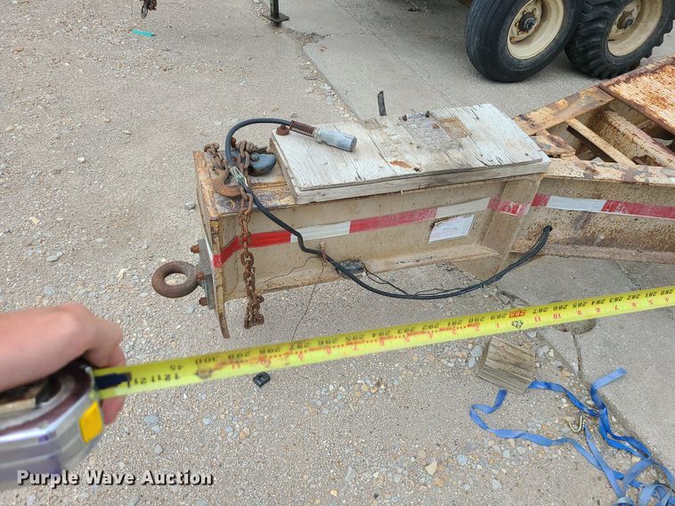 image for item BR9808 1998 Behnke  sprayer trailer