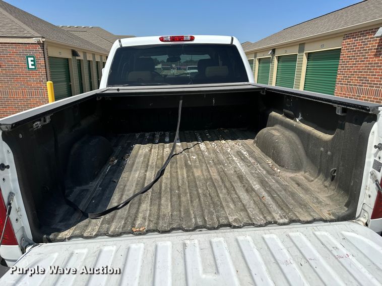 image for item DJ6185 2014 Chevrolet Silverado 2500 HD  Crew Cab pickup truck