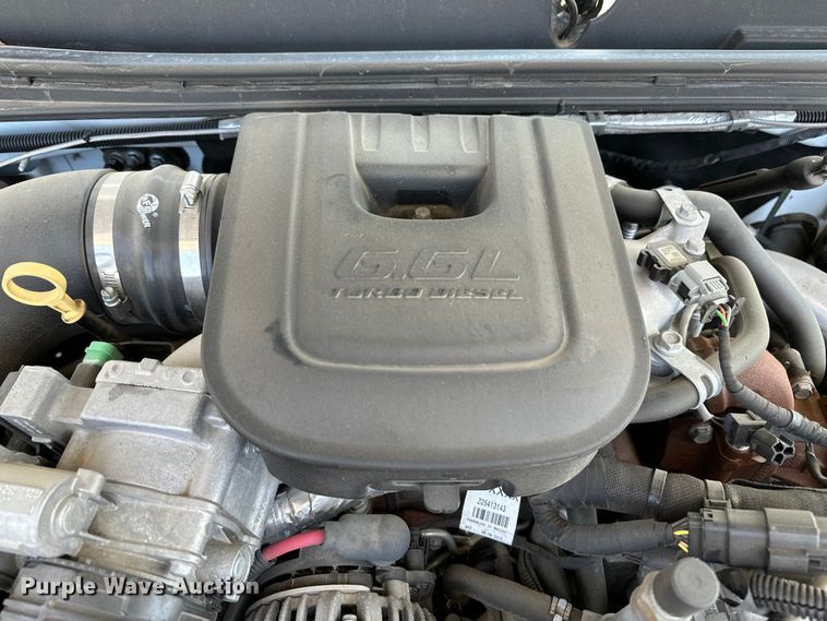 image for item DJ6185 2014 Chevrolet Silverado 2500 HD  Crew Cab pickup truck