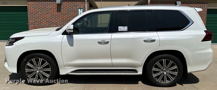 image for item DJ6186 2016 Lexus LX 570  SUV