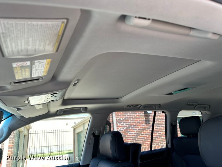 image for item DJ6186 2016 Lexus LX 570  SUV