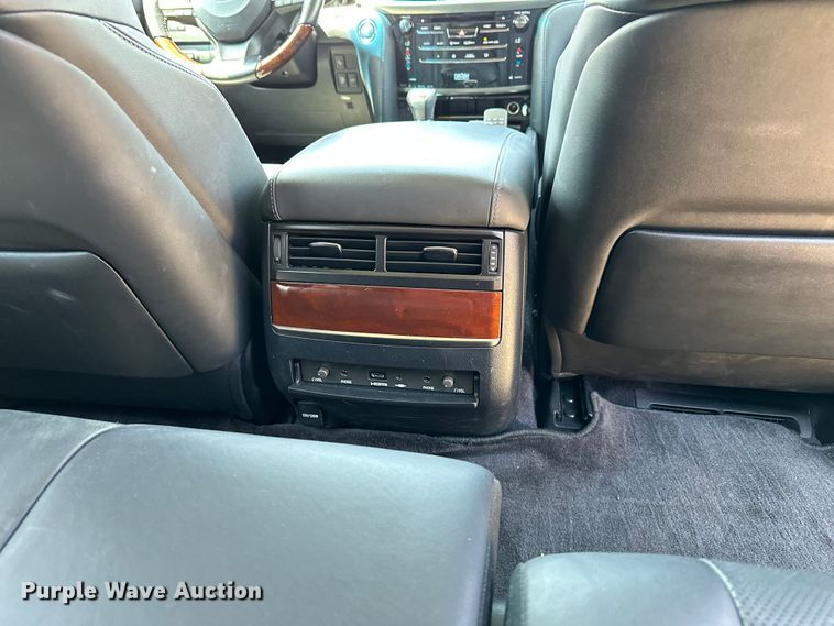 image for item DJ6186 2016 Lexus LX 570  SUV