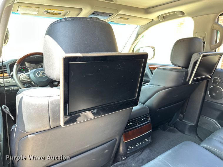 image for item DJ6186 2016 Lexus LX 570  SUV