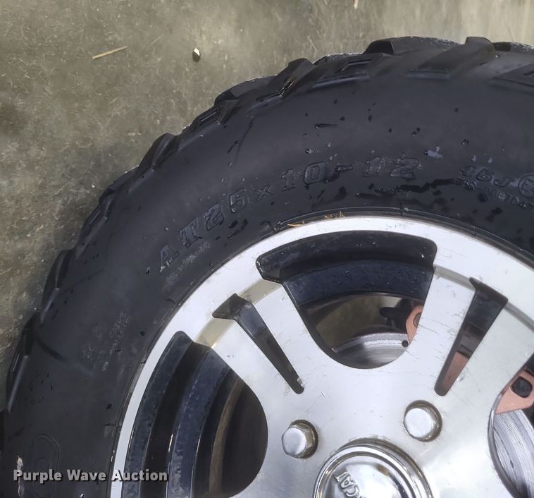 image for item DK1207 2011 Artic Cat 550  ATV