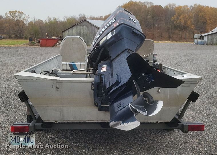 image for item DK1208 1986 XPress  boat