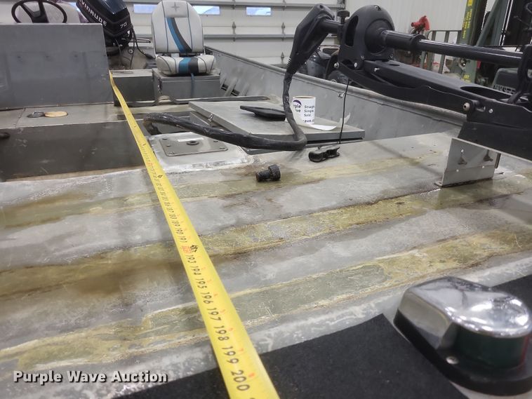 image for item DK1208 1986 XPress  boat