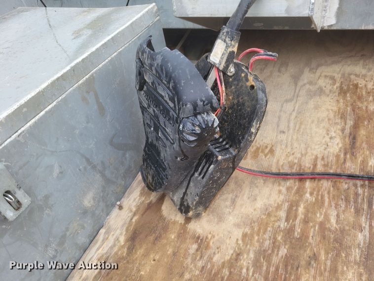 image for item DK1208 1986 XPress  boat