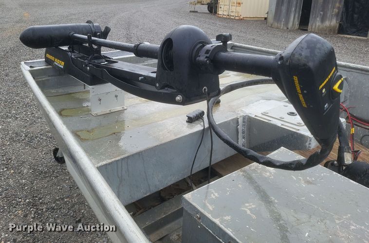 image for item DK1208 1986 XPress  boat