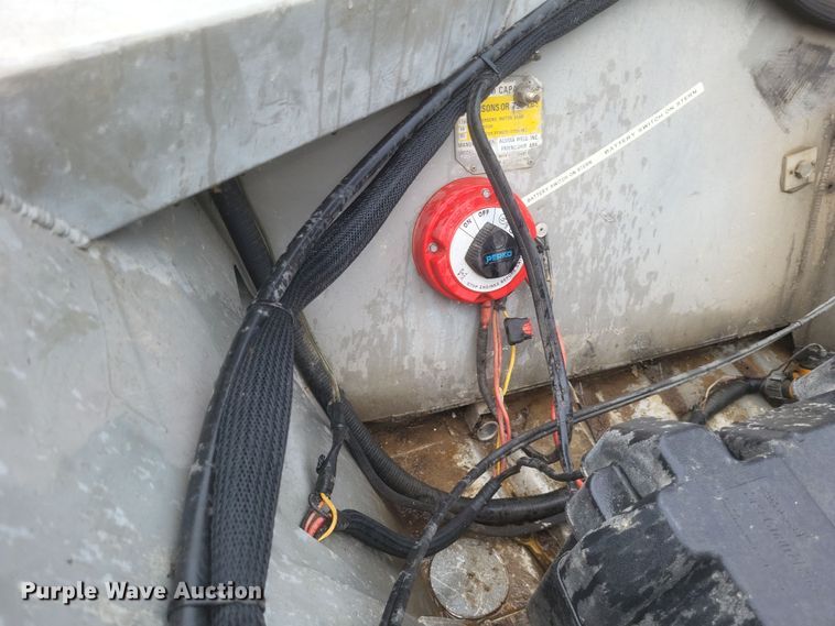 image for item DK1208 1986 XPress  boat