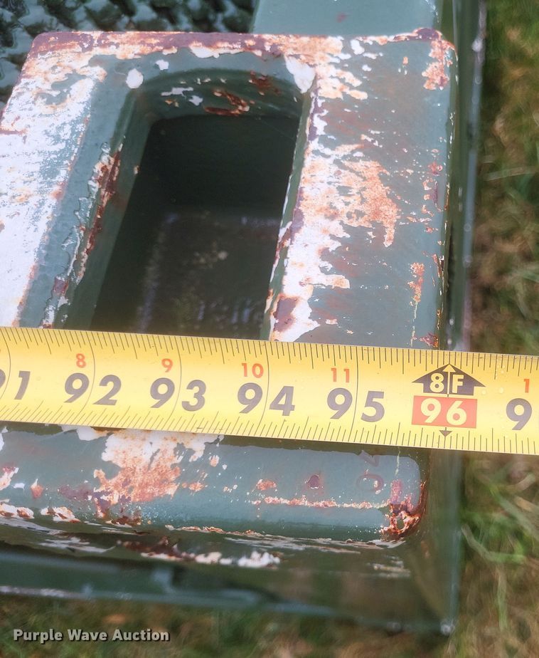 image for item DK1211 (3) fuel tanks