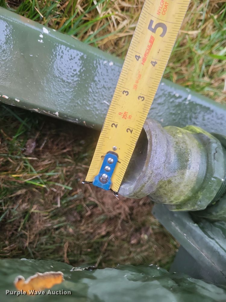 image for item DK1211 (3) fuel tanks