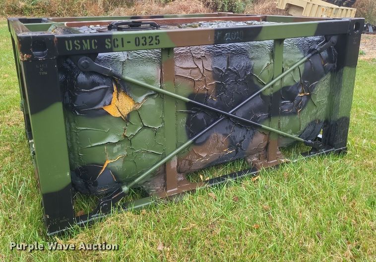 image for item DK1211 (3) fuel tanks