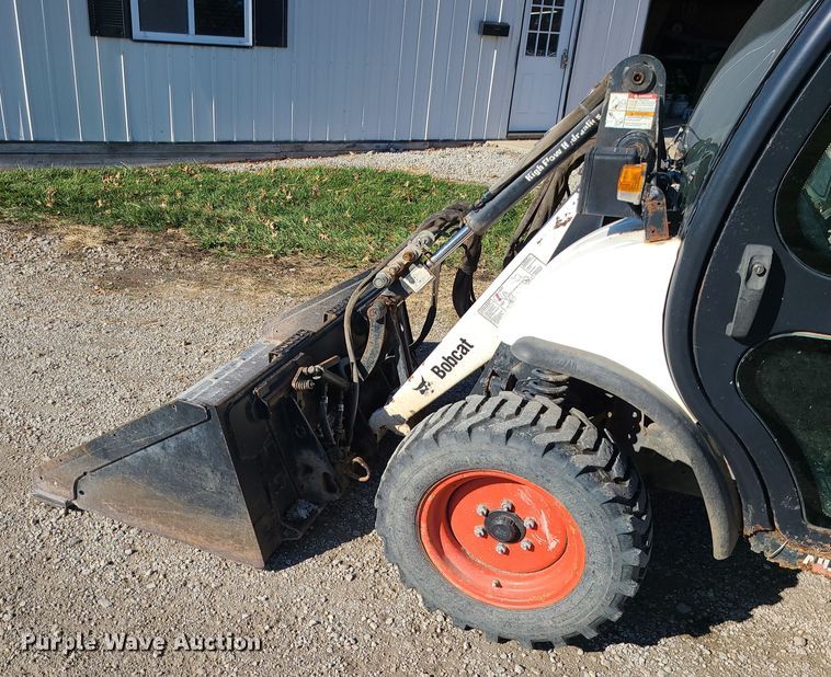 image for item DK4151 2011 Bobcat Toolcat 5600  utility vehicle