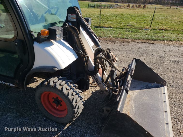 image for item DK4151 2011 Bobcat Toolcat 5600  utility vehicle