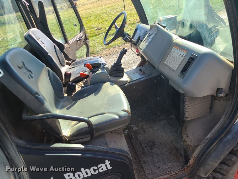 image for item DK4151 2011 Bobcat Toolcat 5600  utility vehicle
