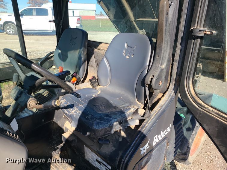 image for item DK4151 2011 Bobcat Toolcat 5600  utility vehicle