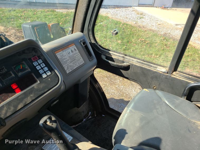 image for item DK4151 2011 Bobcat Toolcat 5600  utility vehicle